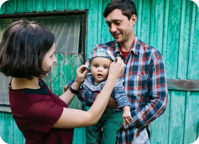 Become-foster parent img Family-Based-Services-Img.png